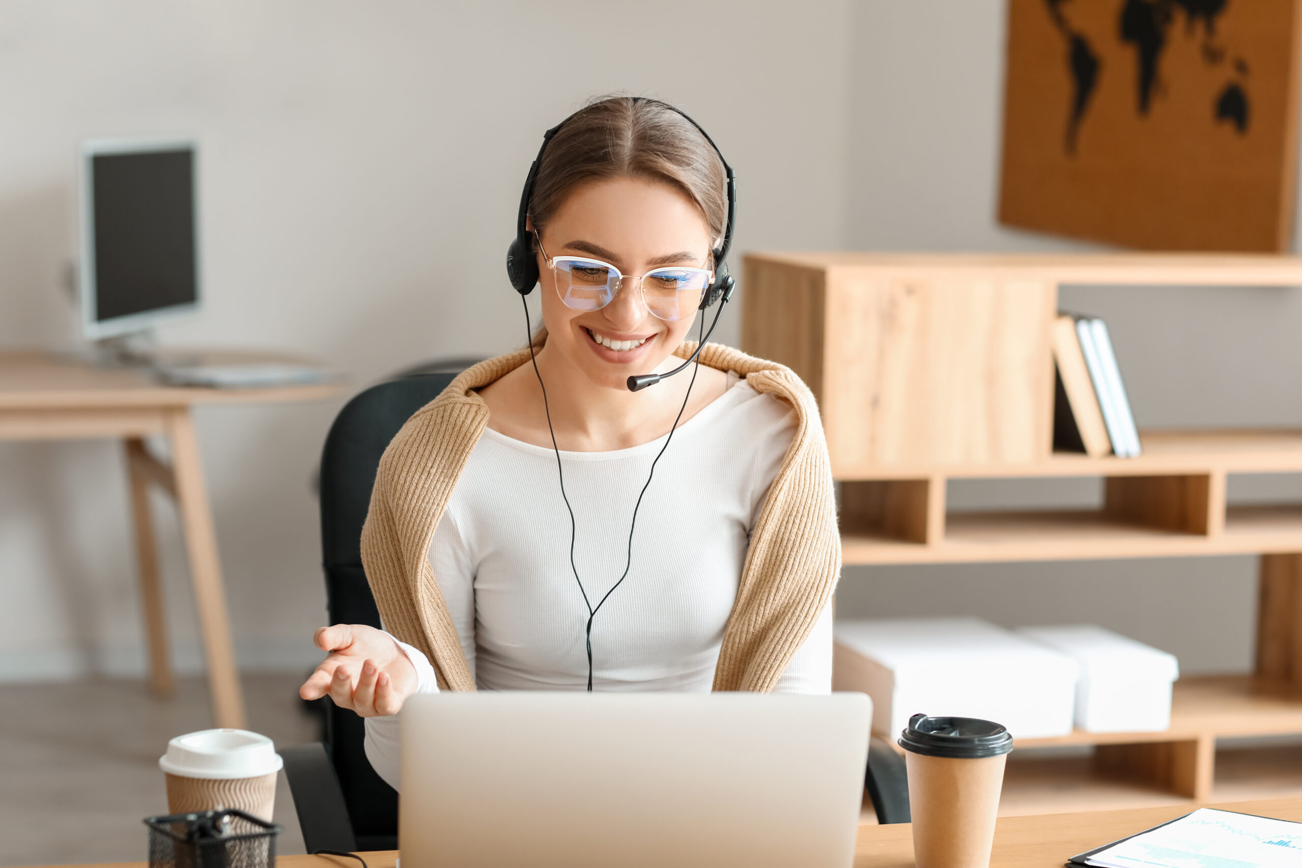 Why Bilingual Customer Support Boosts Business Growth?